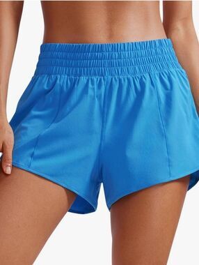 CRZ YOGA Women's Athletic Shorts SMall